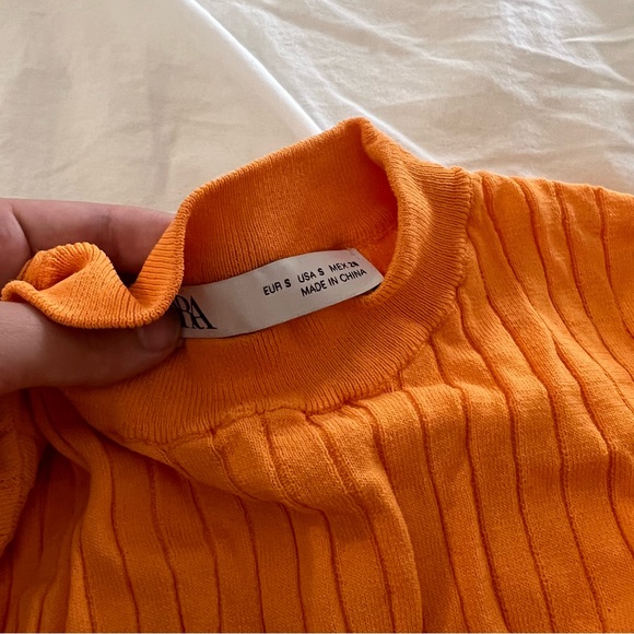 ZARA CROPPED ORANGE LONG SLEEVE - Picture 5 of 5